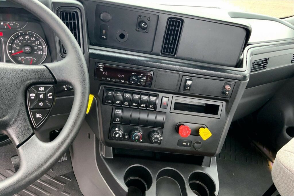 2020 CUM LT625 6×4 Day Cab