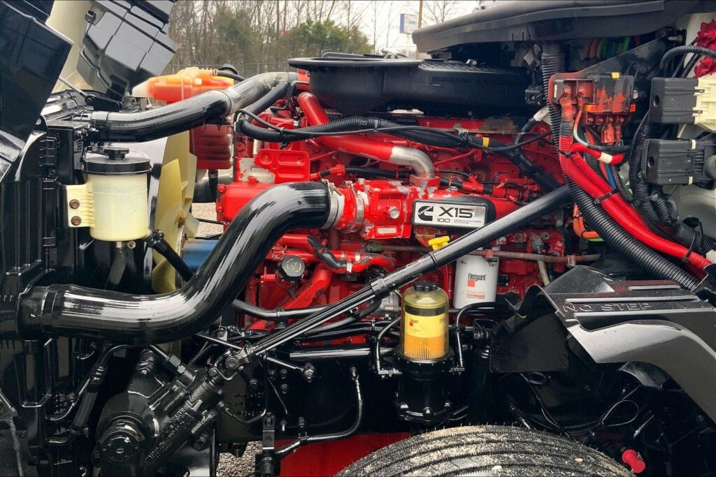 2020 CUM LT625 6×4 Day Cab