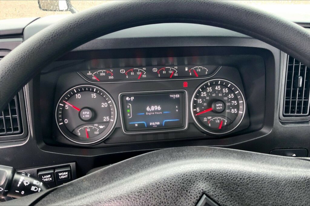 2020 CUM LT625 6×4 Day Cab