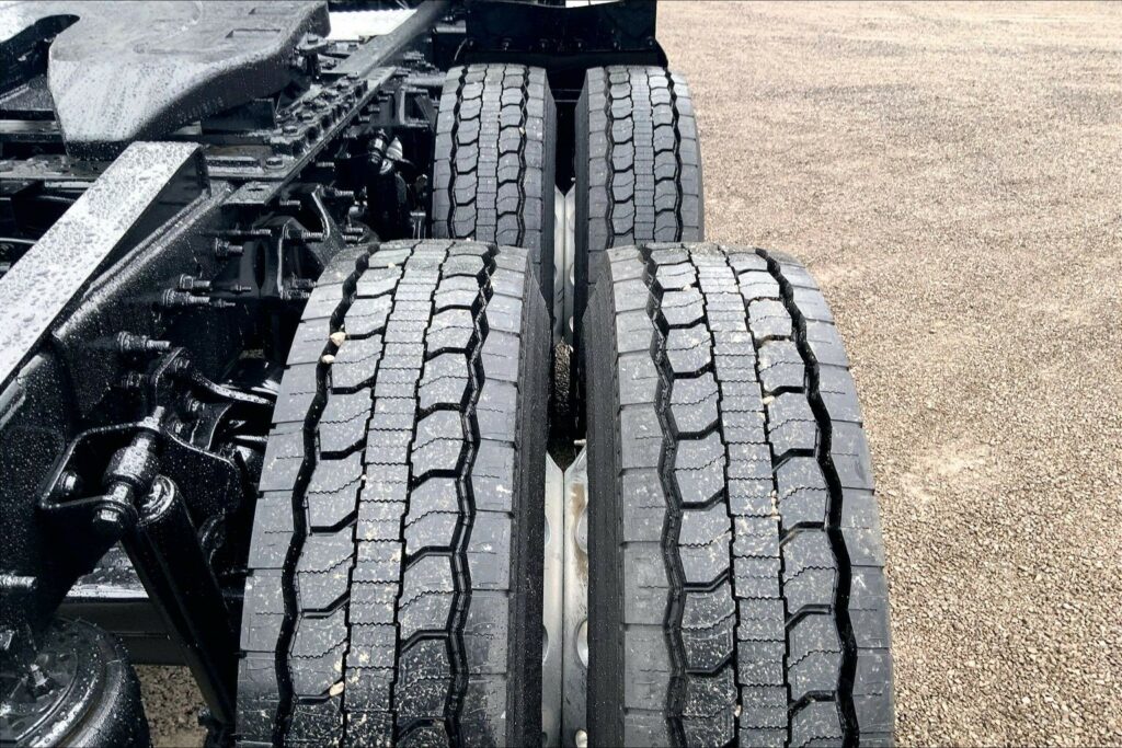 2020 CUM LT625 6×4 Day Cab