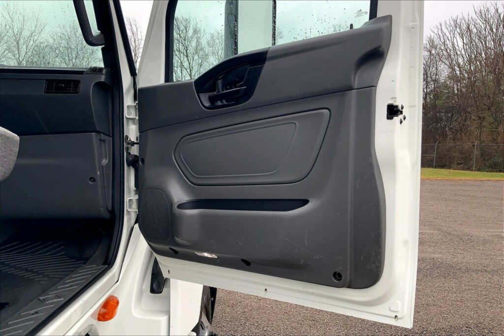 2020 CUM LT625 6×4 Day Cab