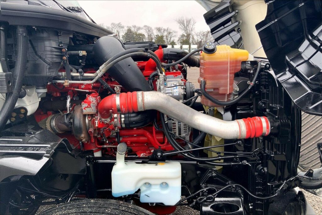 2020 CUM LT625 6×4 Day Cab