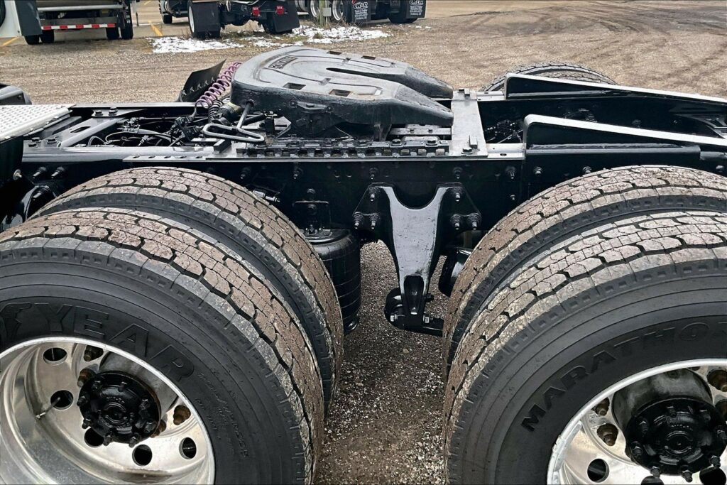 2021 CUM LT625 6×4 Day Cab