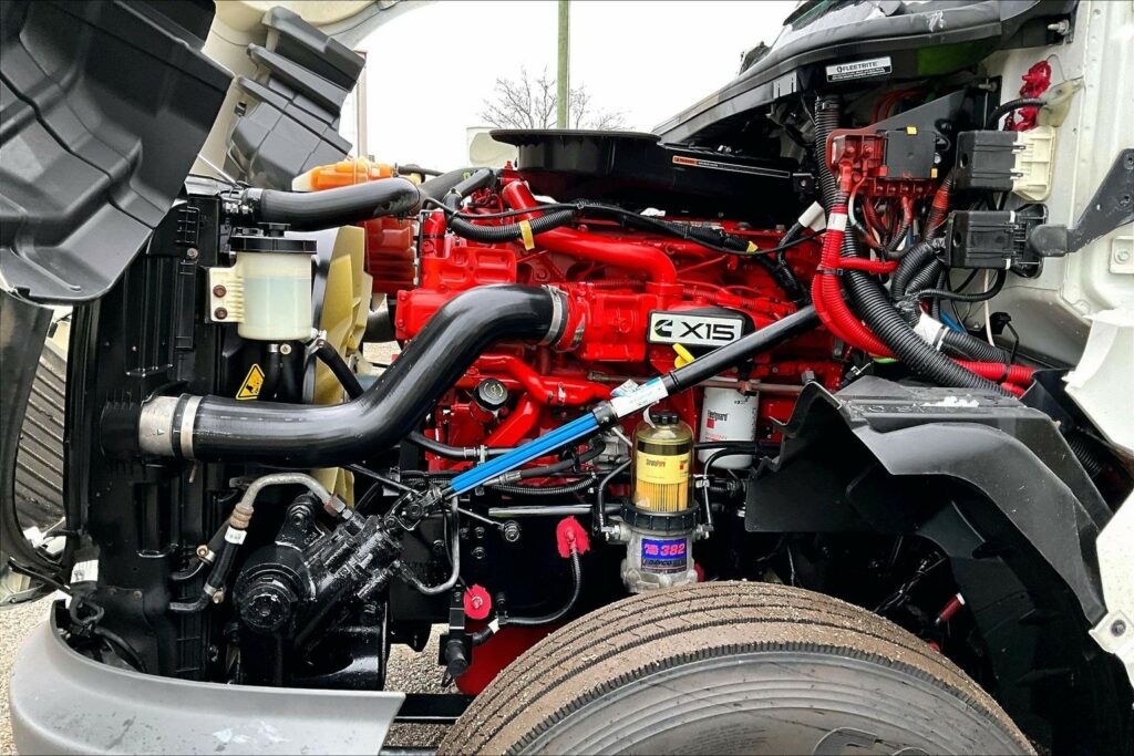 2021 CUM LT625 6×4 Day Cab