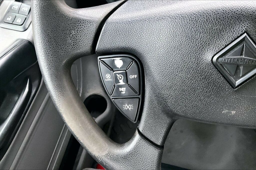 2021 CUM LT625 6×4 Day Cab