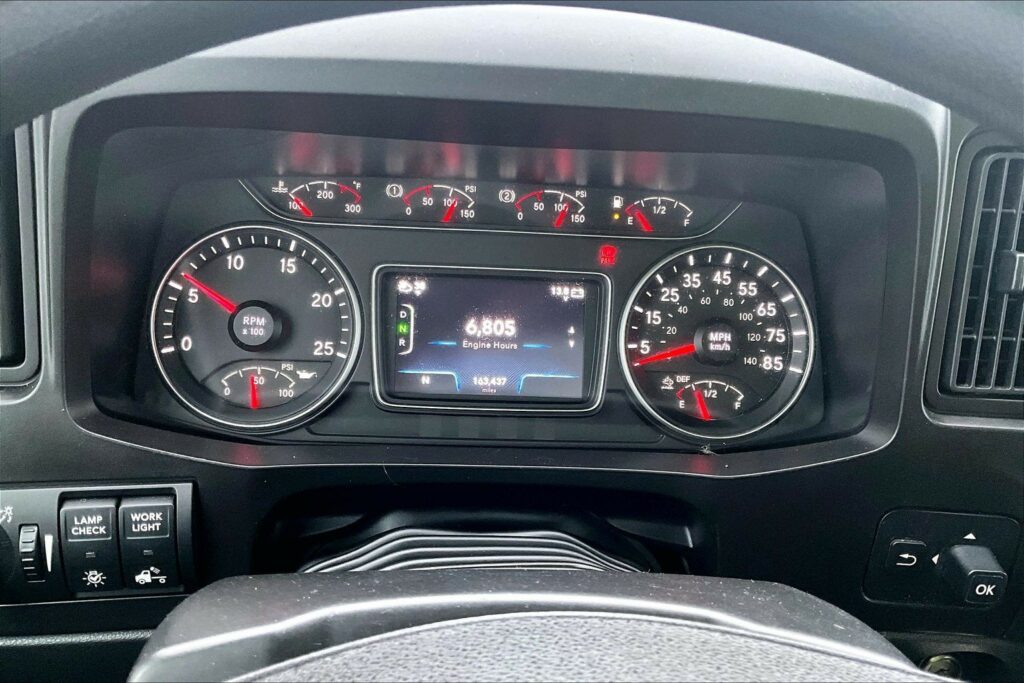 2021 CUM LT625 6×4 Day Cab