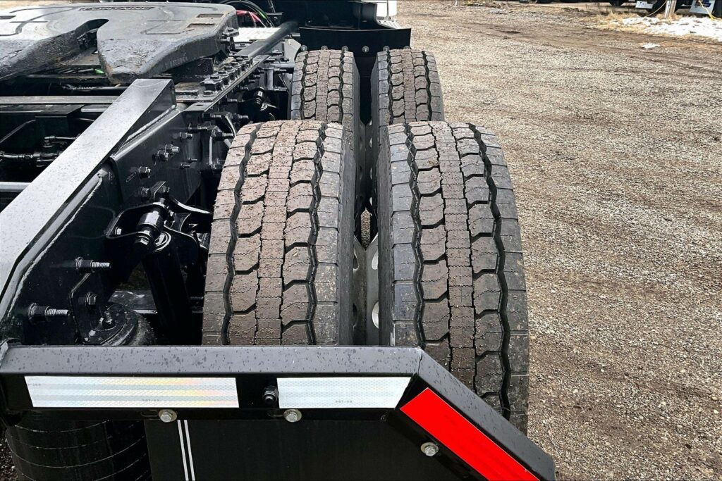 2021 CUM LT625 6×4 Day Cab