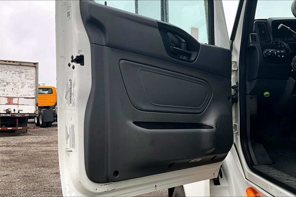 2021 CUM LT625 6×4 Day Cab