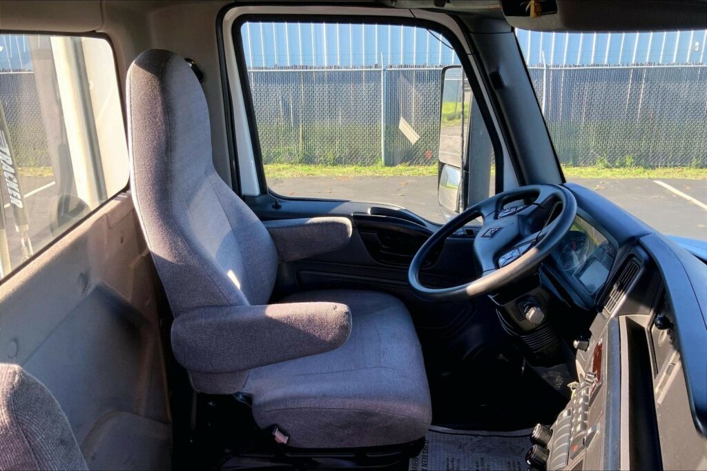 2020 CUM LT625 6×4 Day Cab