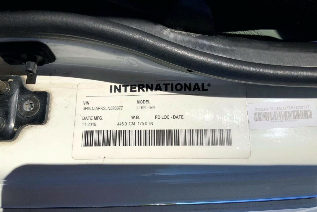 2020 CUM LT625 6×4 Day Cab