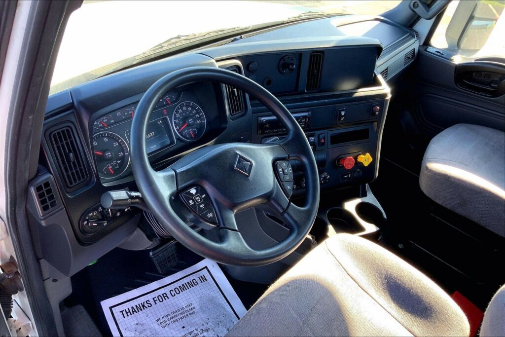 2020 CUM LT625 6×4 Day Cab