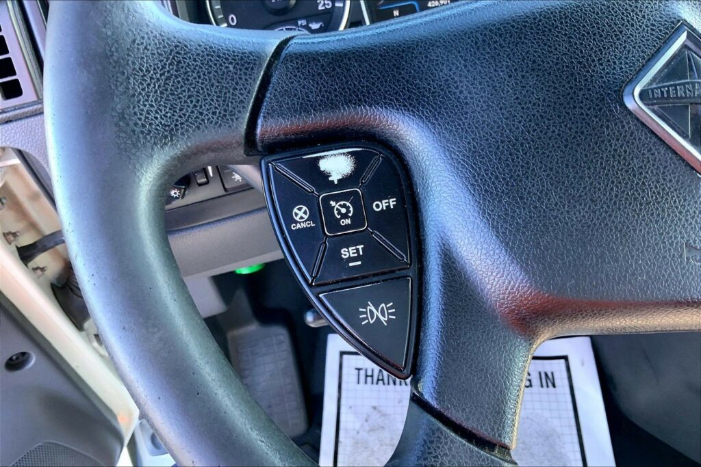 2020 CUM LT625 6×4 Day Cab