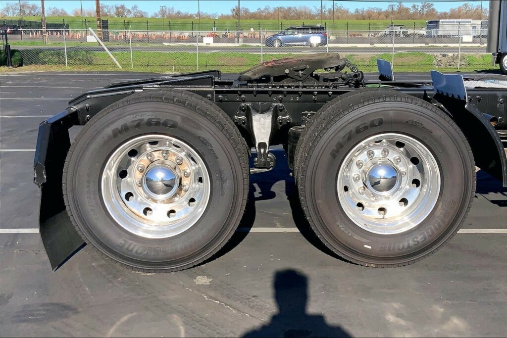 2020 CUM LT625 6×4 Day Cab