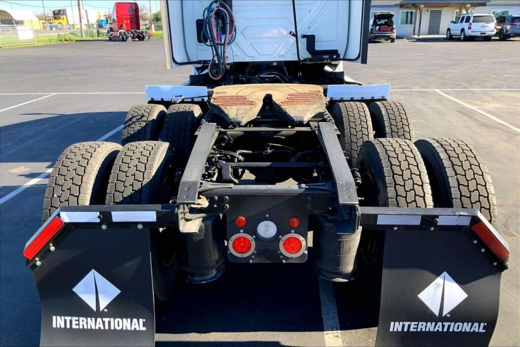 2020 CUM LT625 6×4 Day Cab