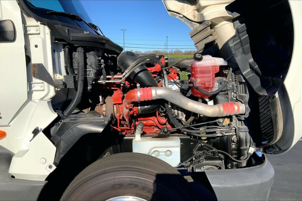 2020 CUM LT625 6×4 Day Cab