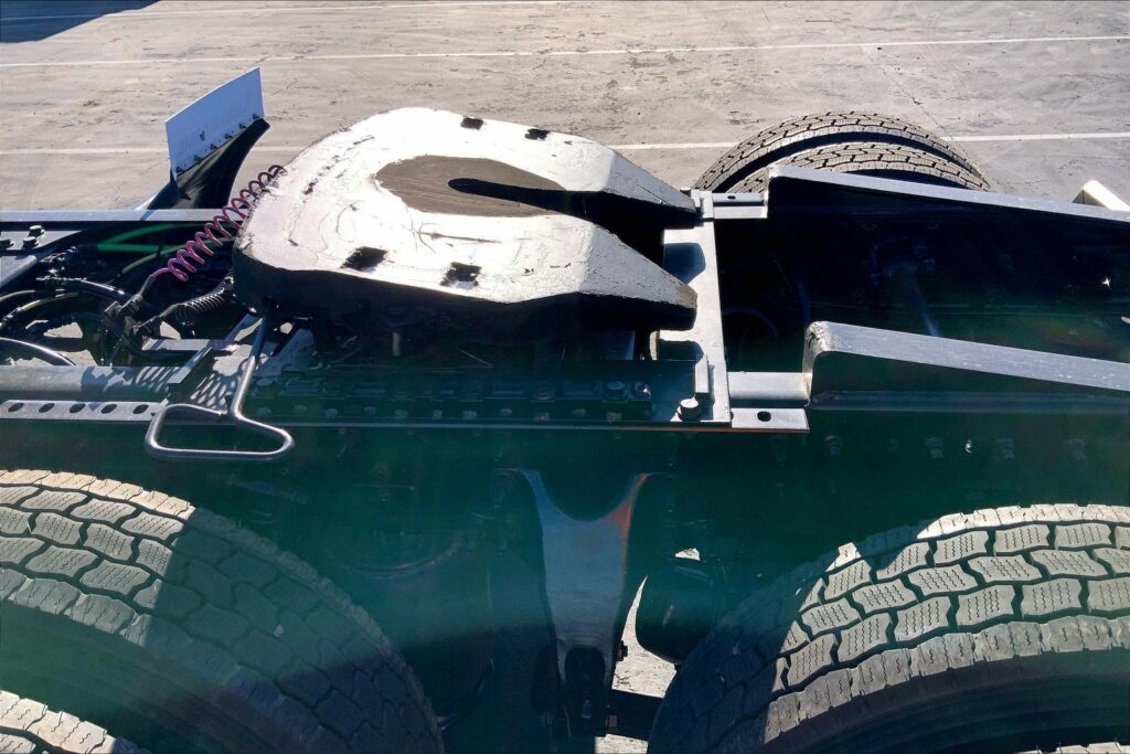 2021 CUM LT625 6×4 Day Cab