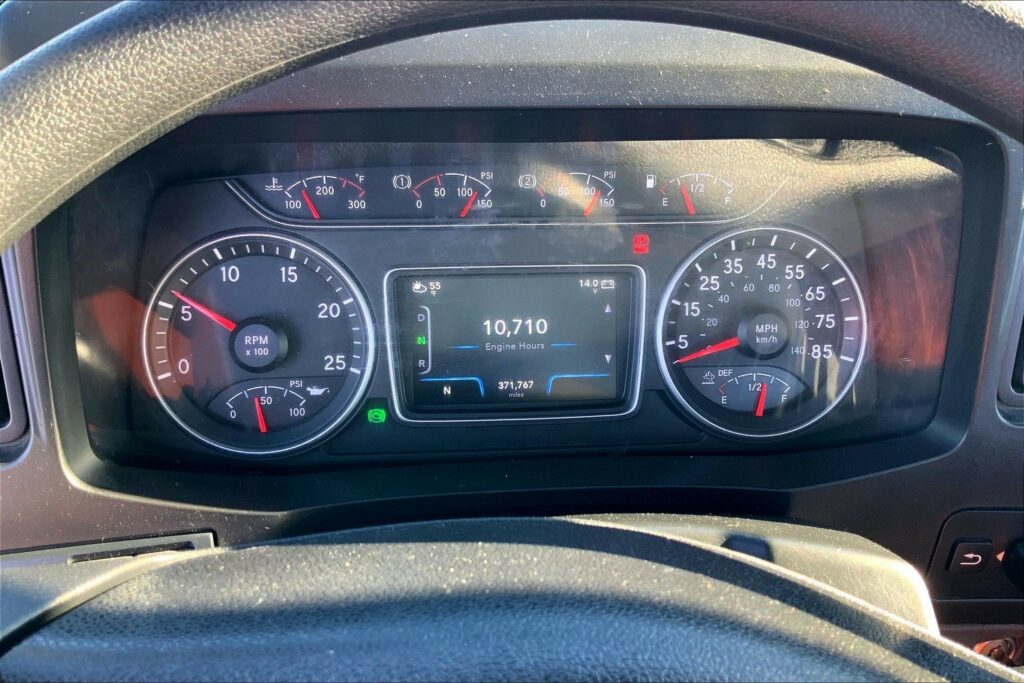 2021 CUM LT625 6×4 Day Cab