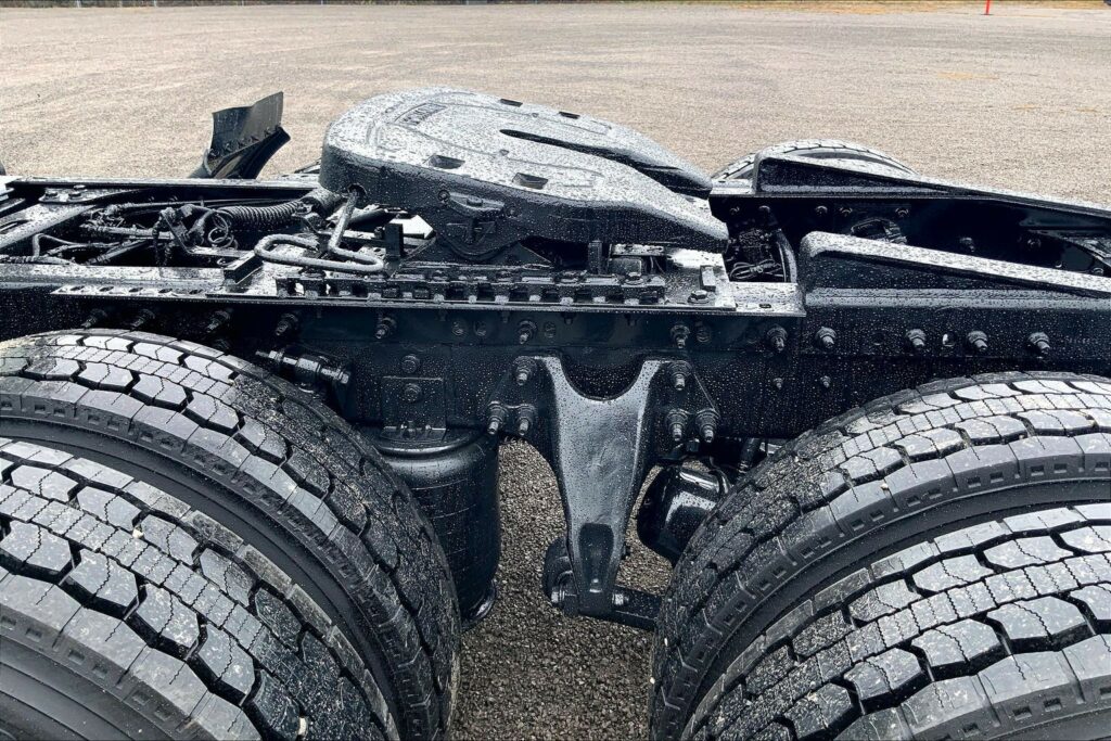 2020 CUM LT625 6×4 Day Cab