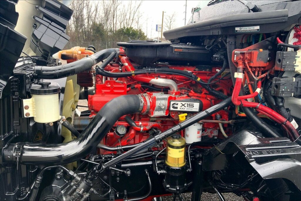 2020 CUM LT625 6×4 Day Cab