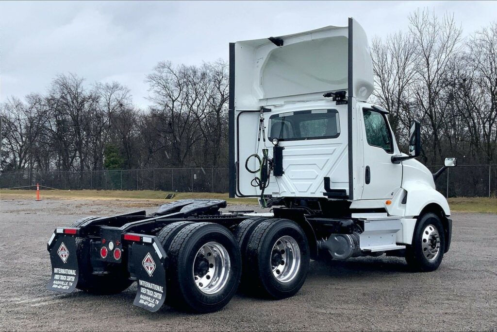 2020 CUM LT625 6×4 Day Cab