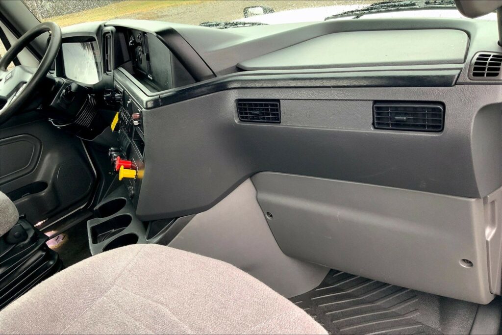 2020 CUM LT625 6×4 Day Cab