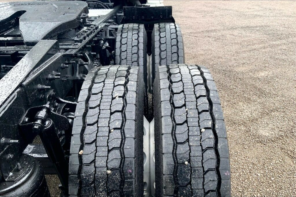 2020 CUM LT625 6×4 Day Cab