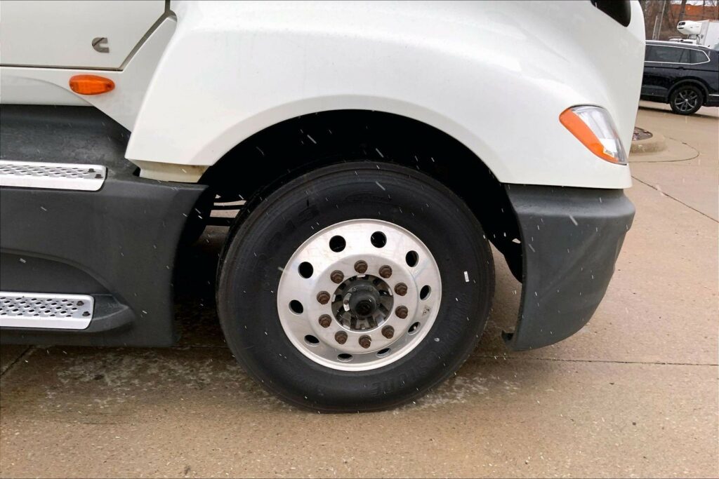 2021 CUM LT625 6×4 Day Cab