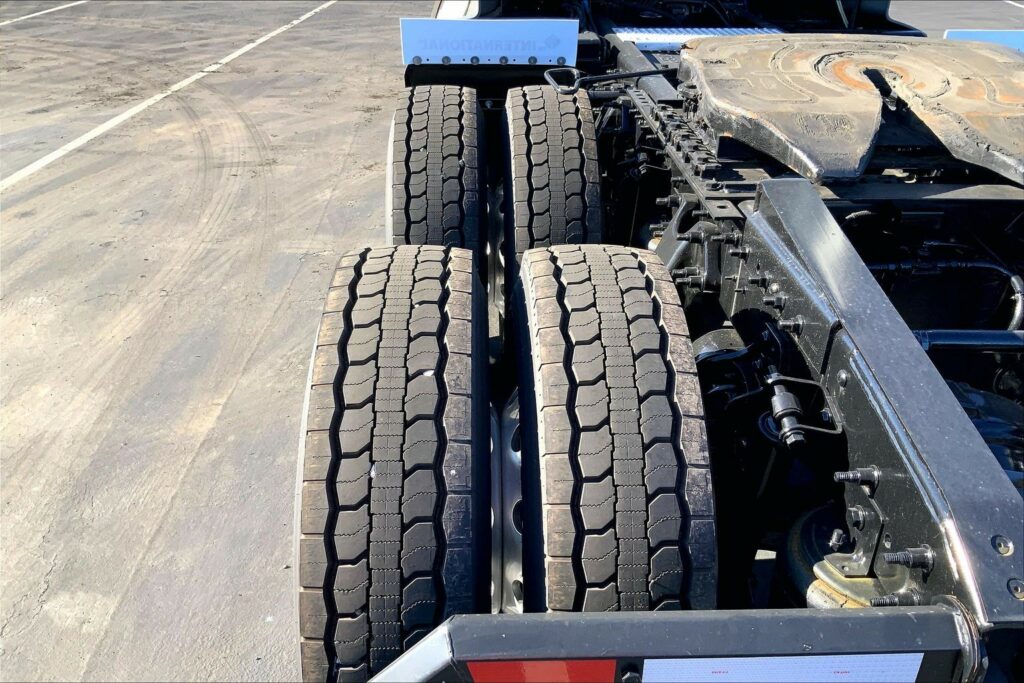 2021 CUM LT625 6×4 Day Cab