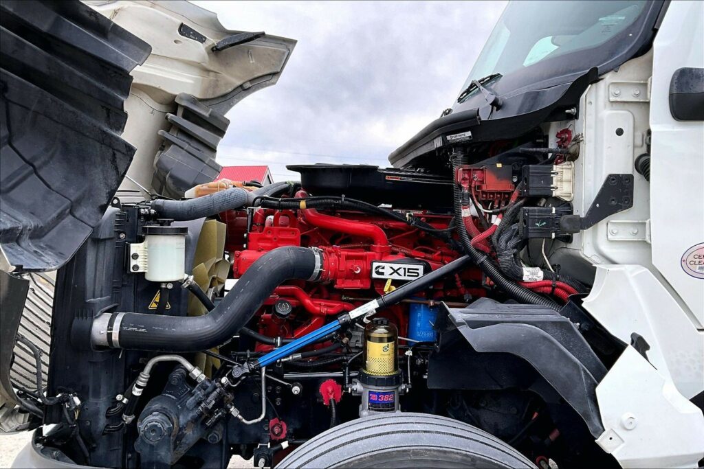 2021 CUM LT625 6×4 Day Cab