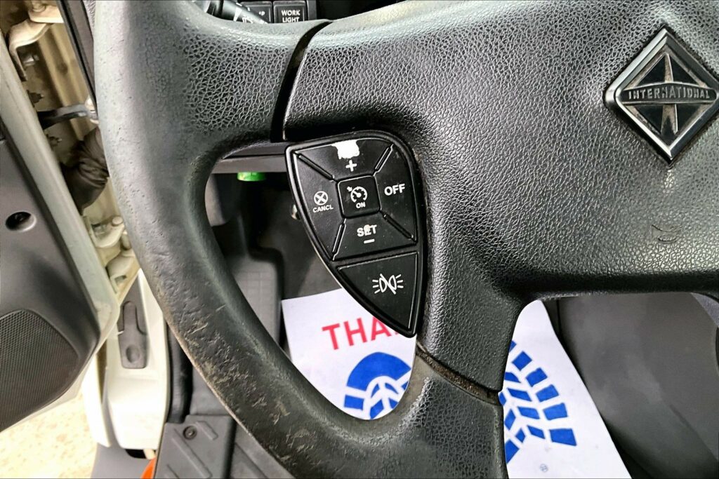 2021 CUM LT625 6×4 Day Cab