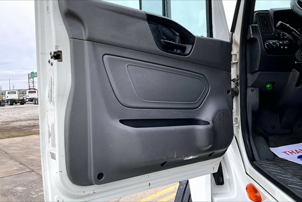 2021 CUM LT625 6×4 Day Cab