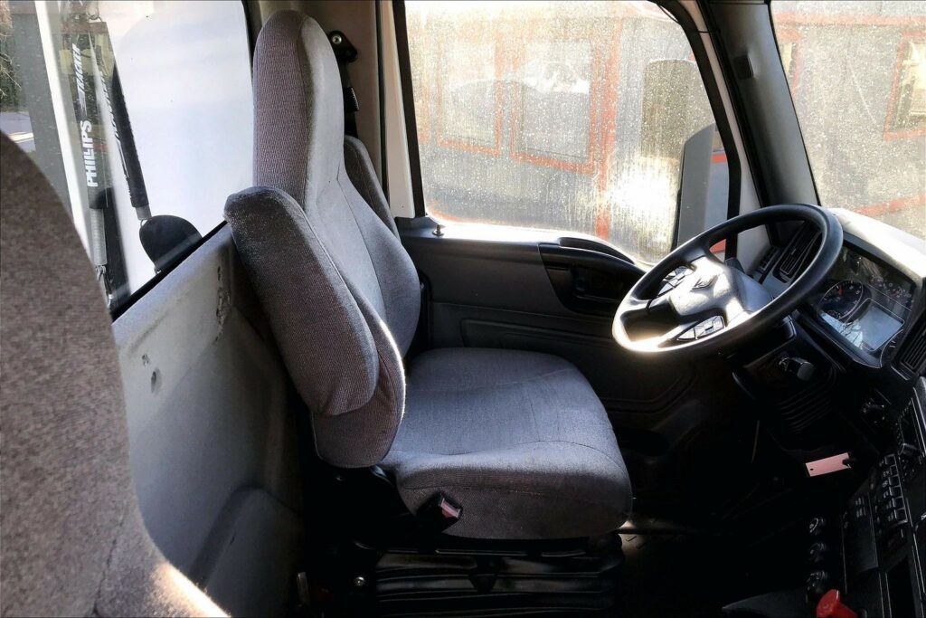 2021 CUM LT625 6×4 Day Cab