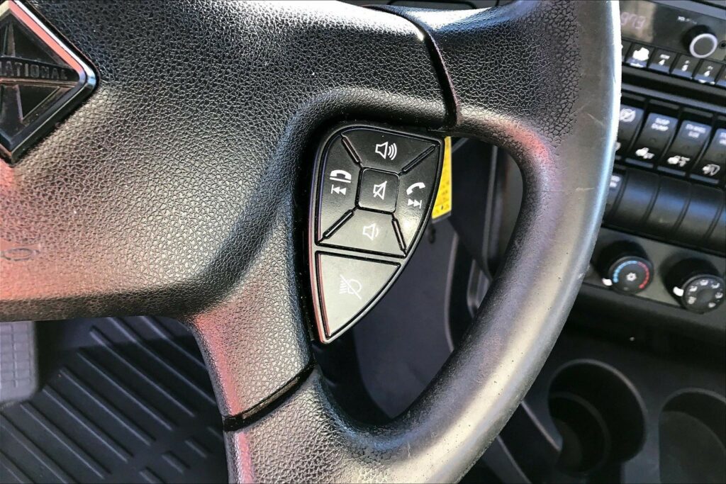 2021 CUM LT625 6×4 Day Cab