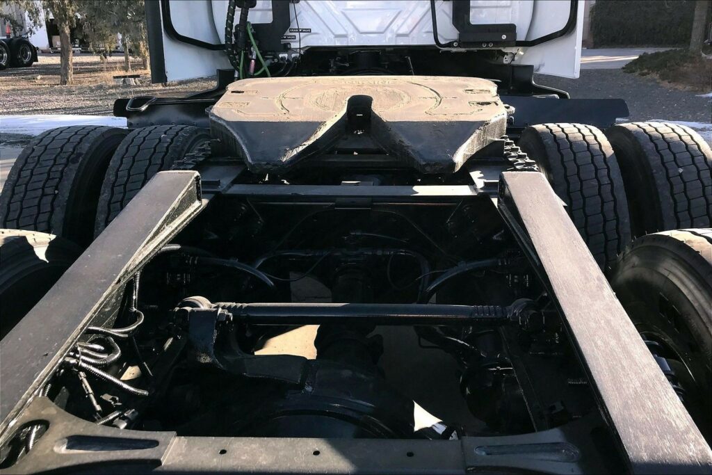 2021 CUM LT625 6×4 Day Cab