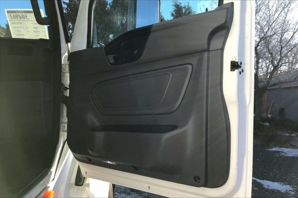 2021 CUM LT625 6×4 Day Cab