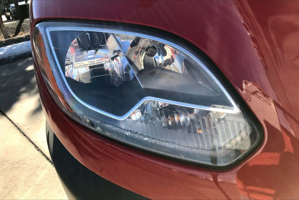 2022 CUM LT625 6×4 Sleeper