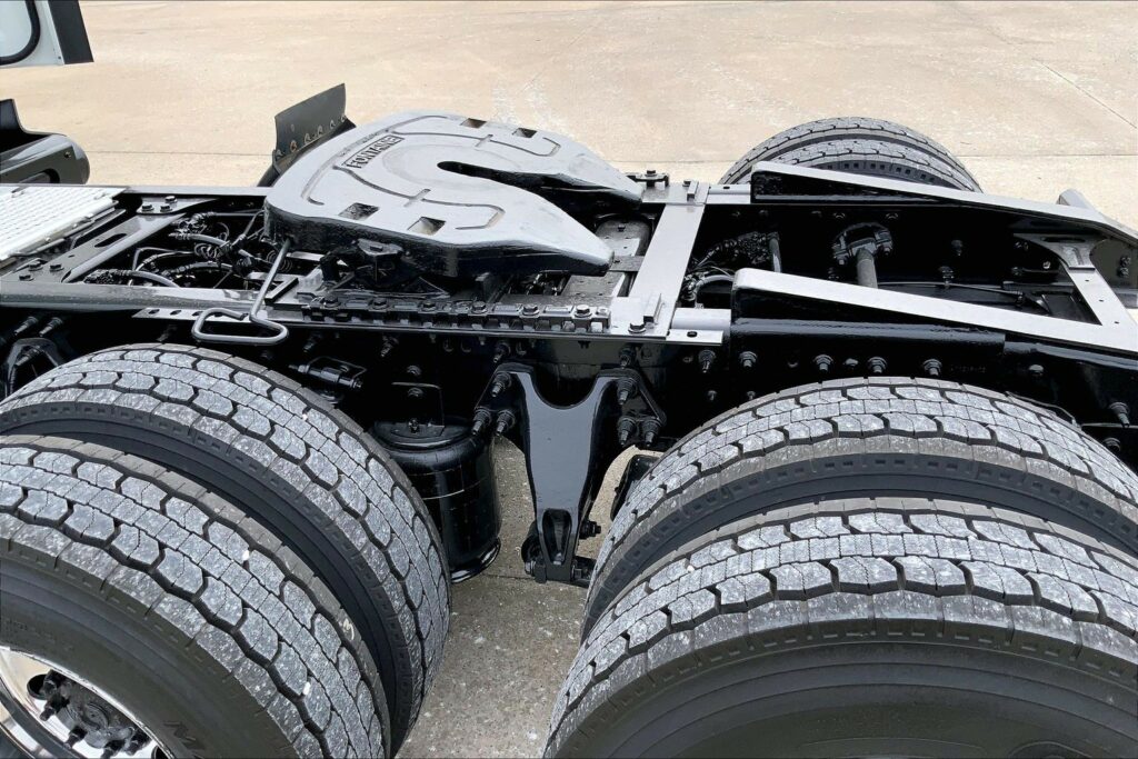 2021 CUM LT625 6×4 Day Cab