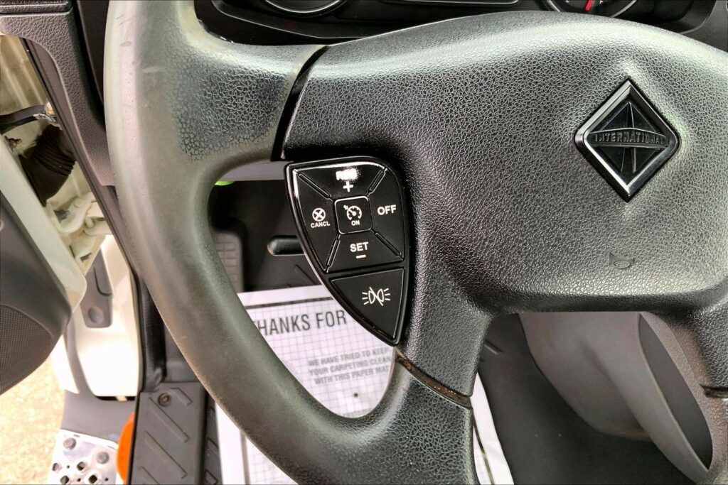 2021 CUM LT625 6×4 Day Cab