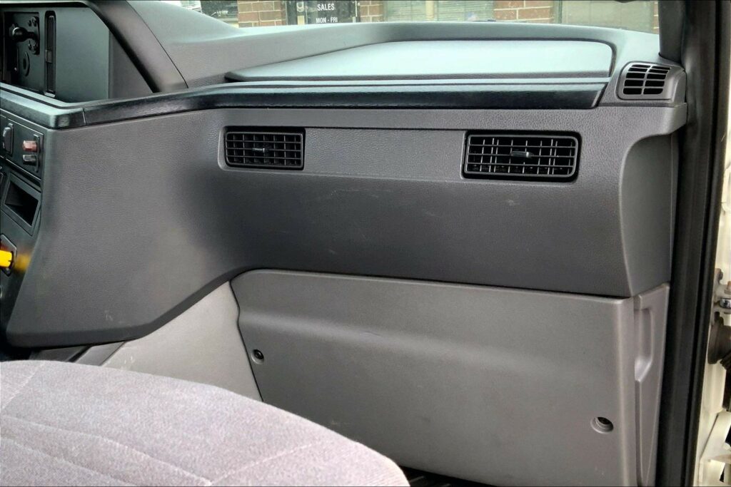 2021 CUM LT625 6×4 Day Cab