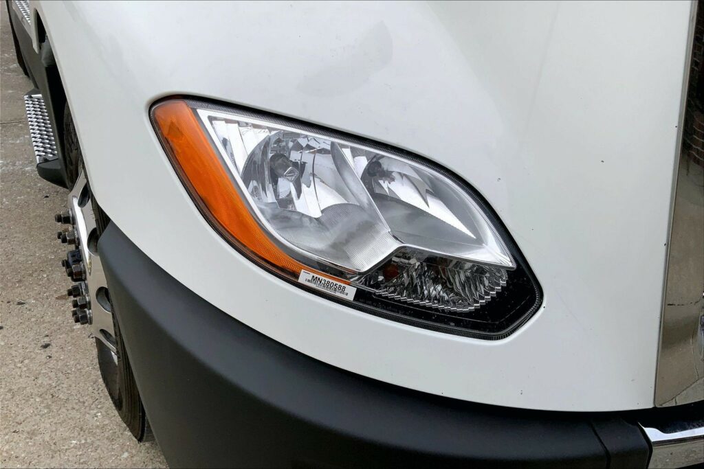 2021 CUM LT625 6×4 Day Cab