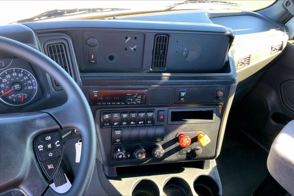 2020 CUM LT625 6×4 Day Cab