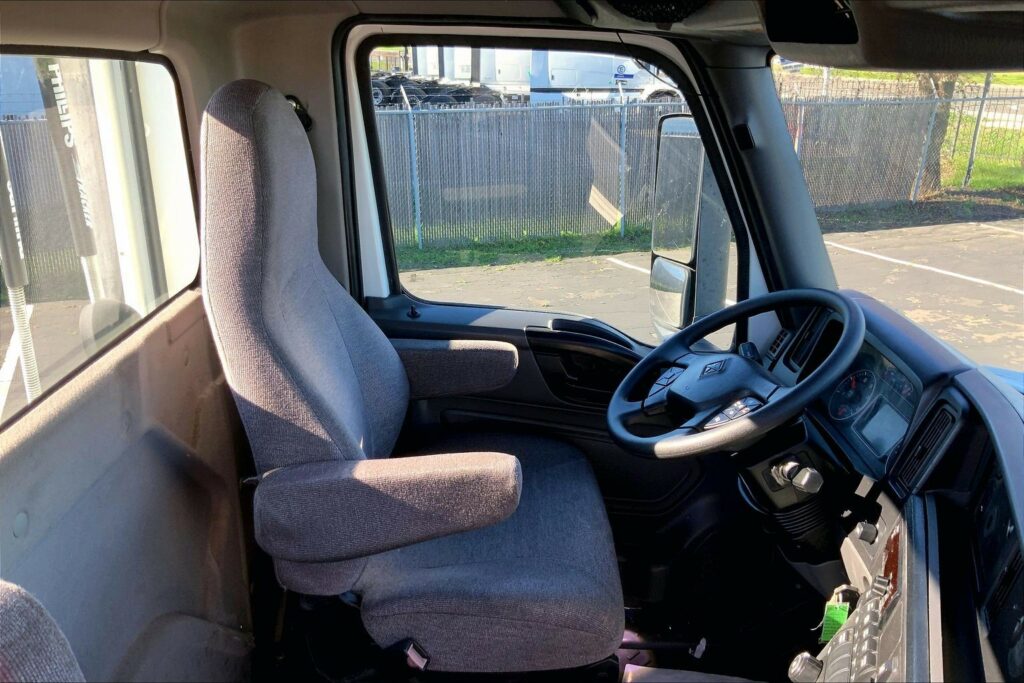 2020 CUM LT625 6×4 Day Cab