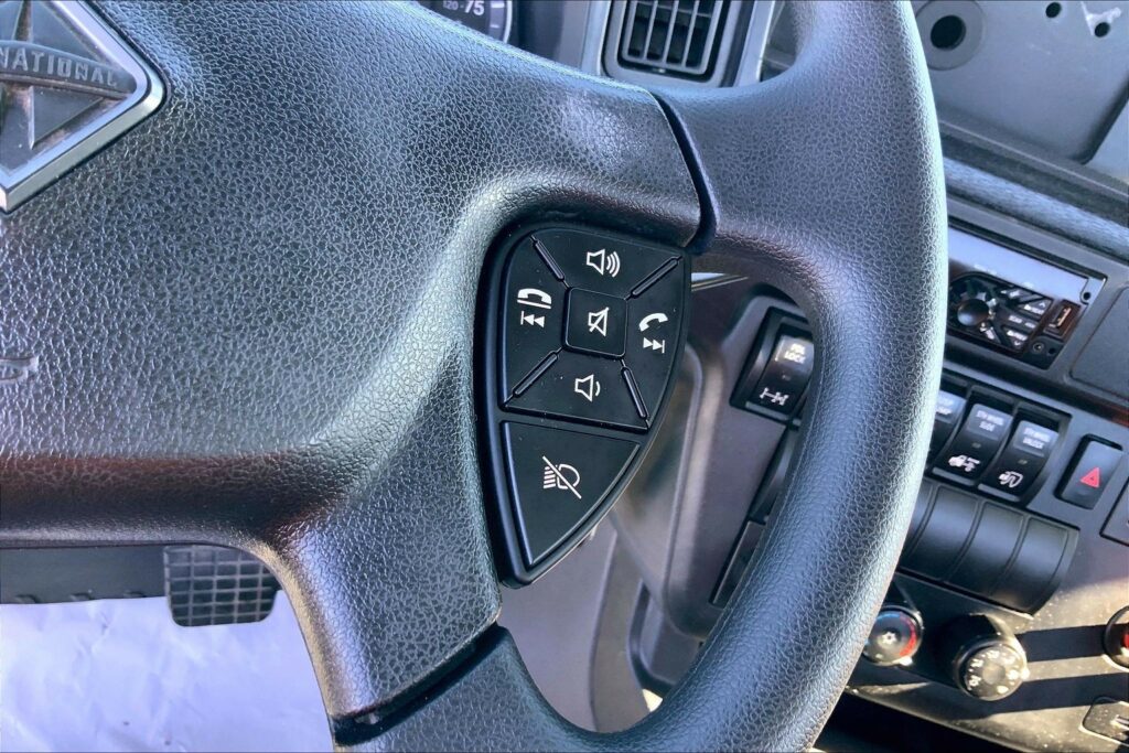 2020 CUM LT625 6×4 Day Cab