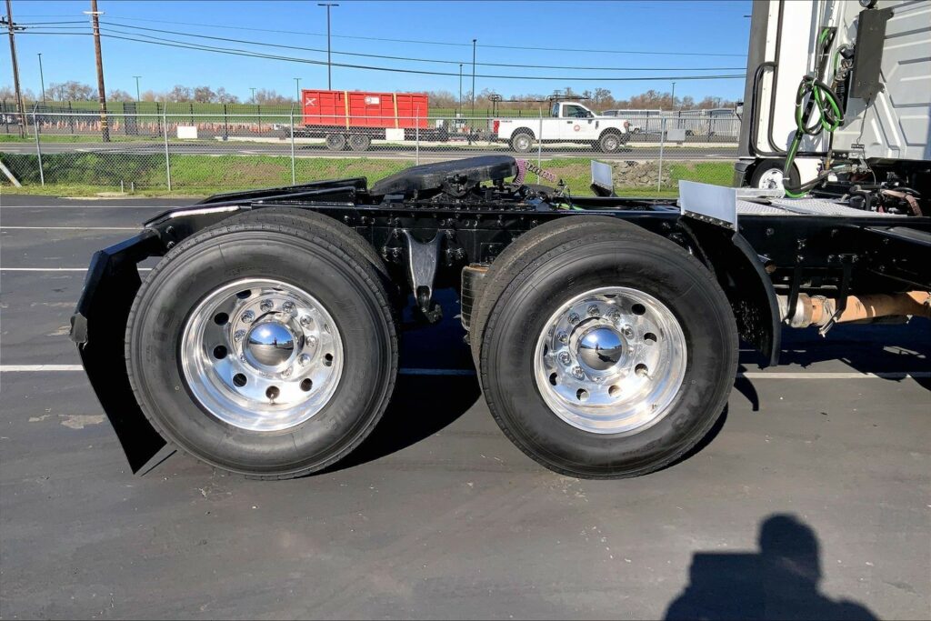 2020 CUM LT625 6×4 Day Cab