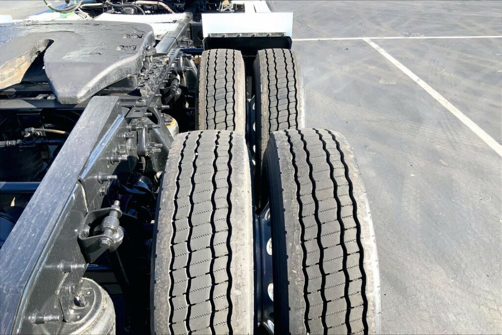 2020 CUM LT625 6×4 Day Cab