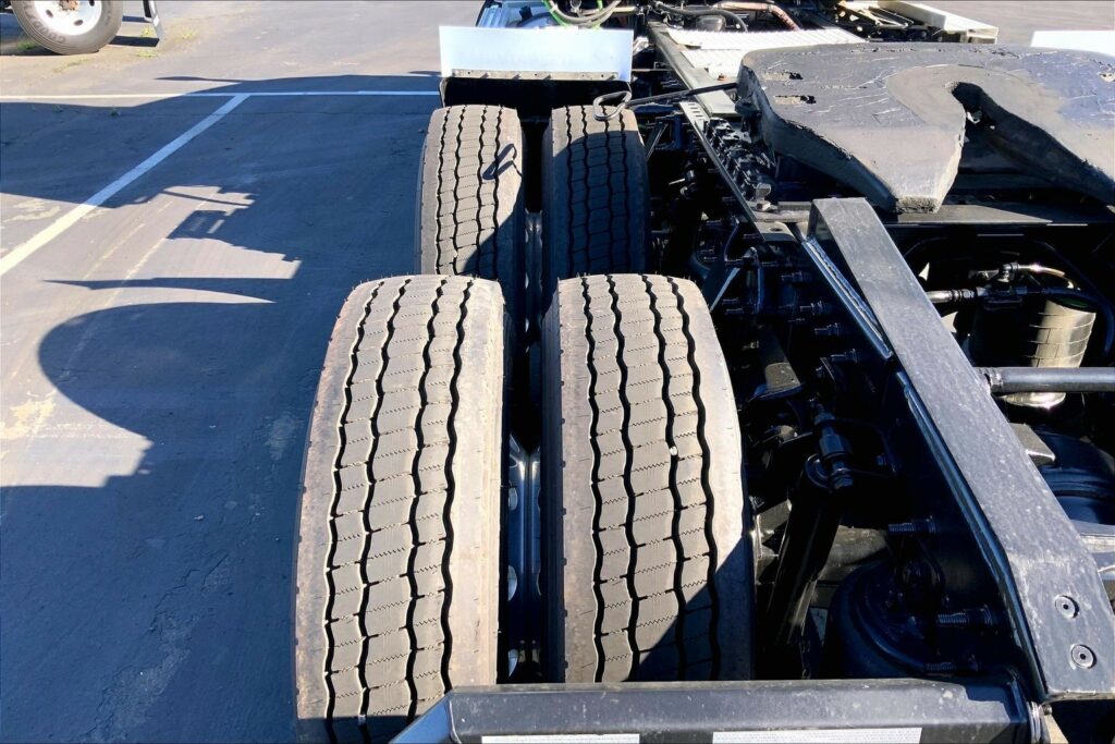 2020 CUM LT625 6×4 Day Cab