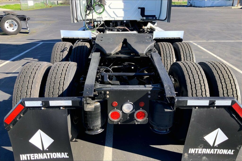 2020 CUM LT625 6×4 Day Cab