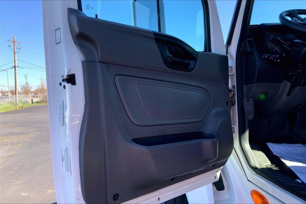 2020 CUM LT625 6×4 Day Cab