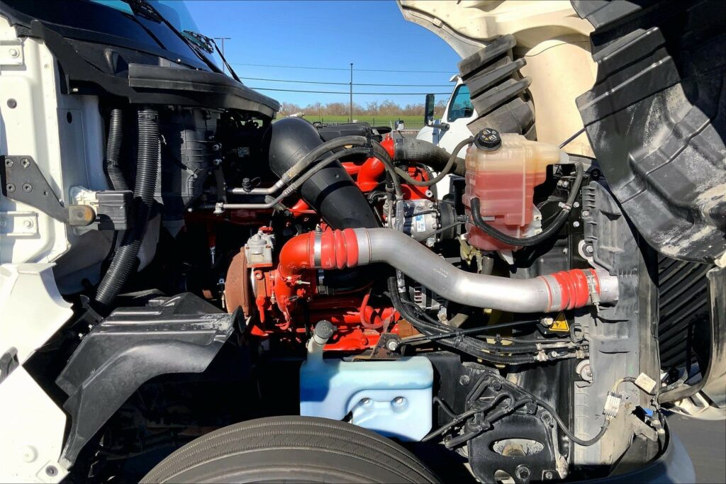 2020 CUM LT625 6×4 Day Cab