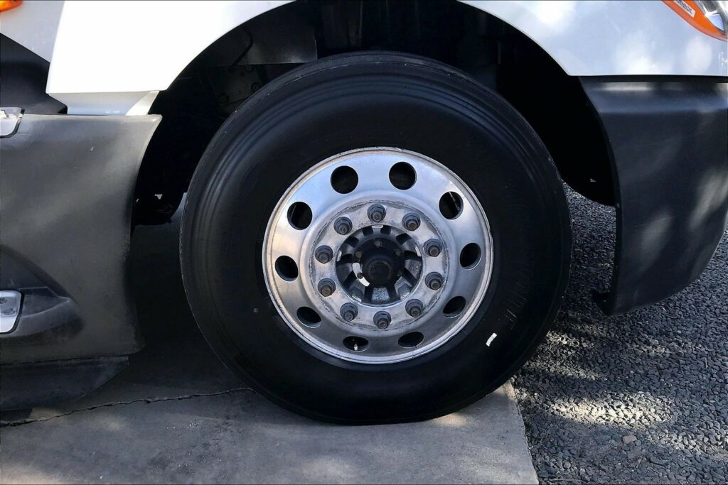 2021 CUM LT625 6×4 Day Cab